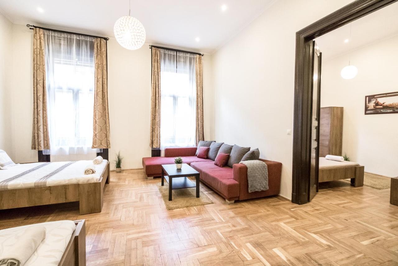 Real Apartments Klauzal Budapest Exterior photo