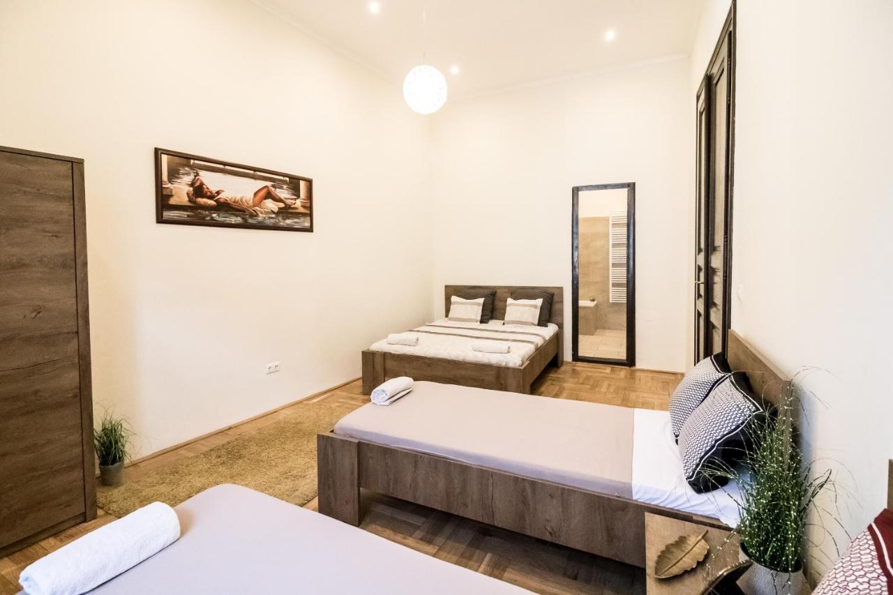 Real Apartments Klauzal Budapest Exterior photo